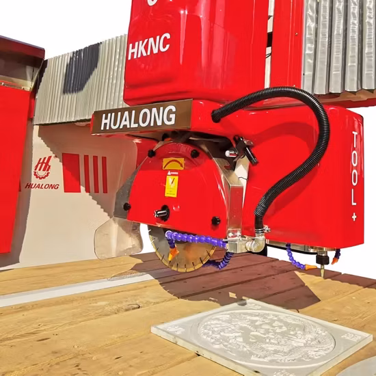 Bcmc 5-Achsen-CNC-Brückensäge mit italienischem Steuerungssystem, max. Sägeblatt 650 mm, zum Schneiden von Steinplatten, Arbeitsplatten-Verarbeitungsausrüstung